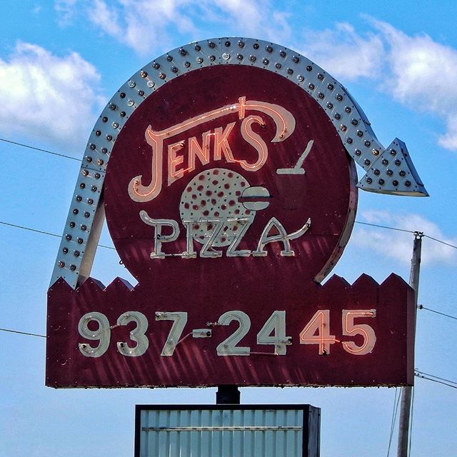 Jenk's Pizza