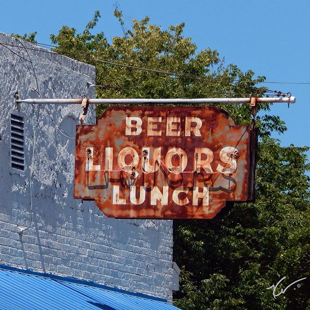 Beer Liquors Lunch